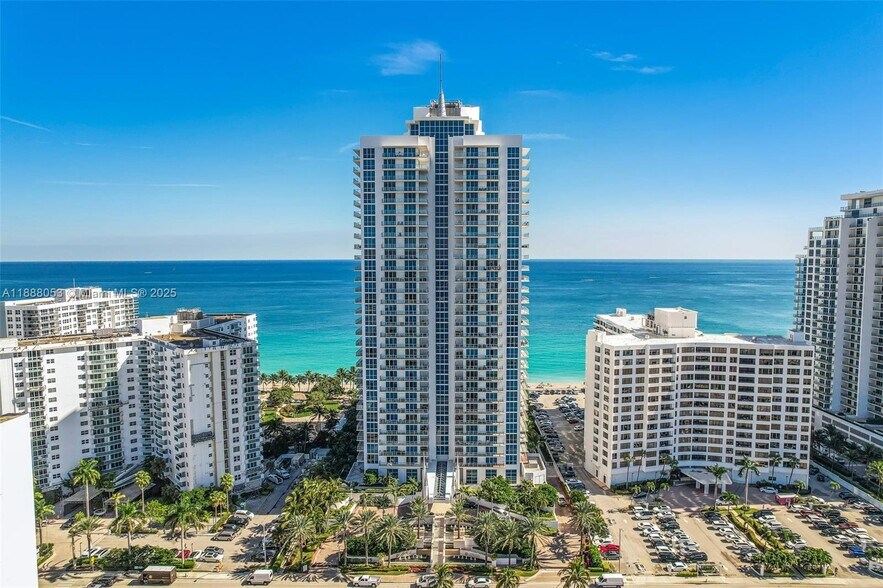 Building Photo - 3101 S Ocean Dr