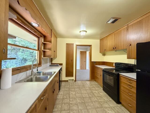 Building Photo - 800 E Scenic Dr