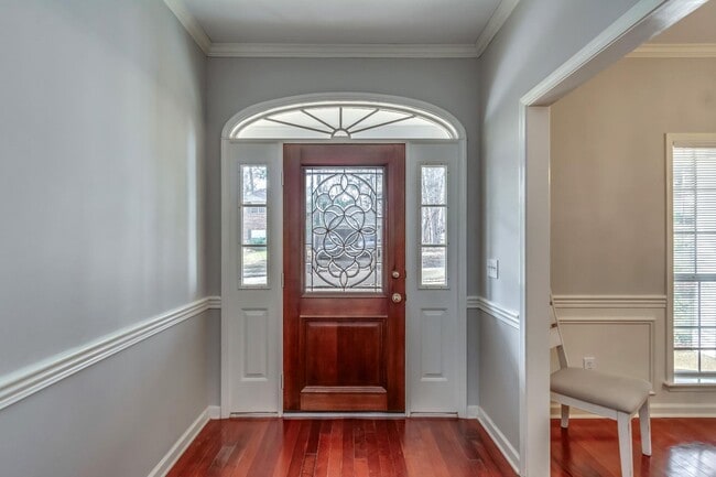 Building Photo - 340 Willow Ridge Cove