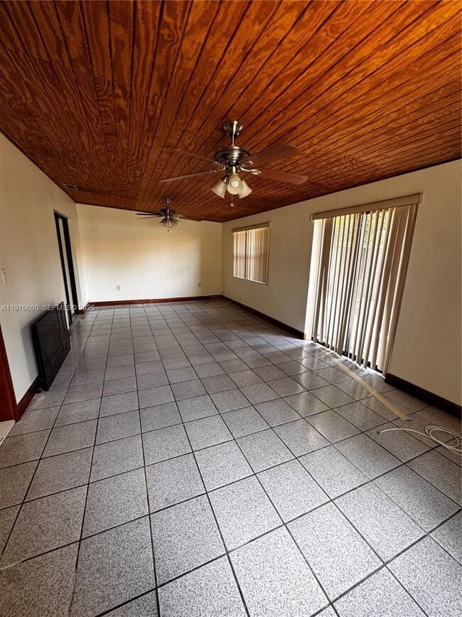 Building Photo - 1314 SW 124th Pl