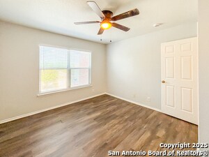 Building Photo - 115 McLennan Oak