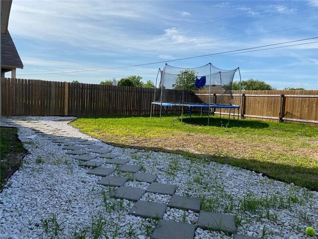 Building Photo - 159 Plantain Dr