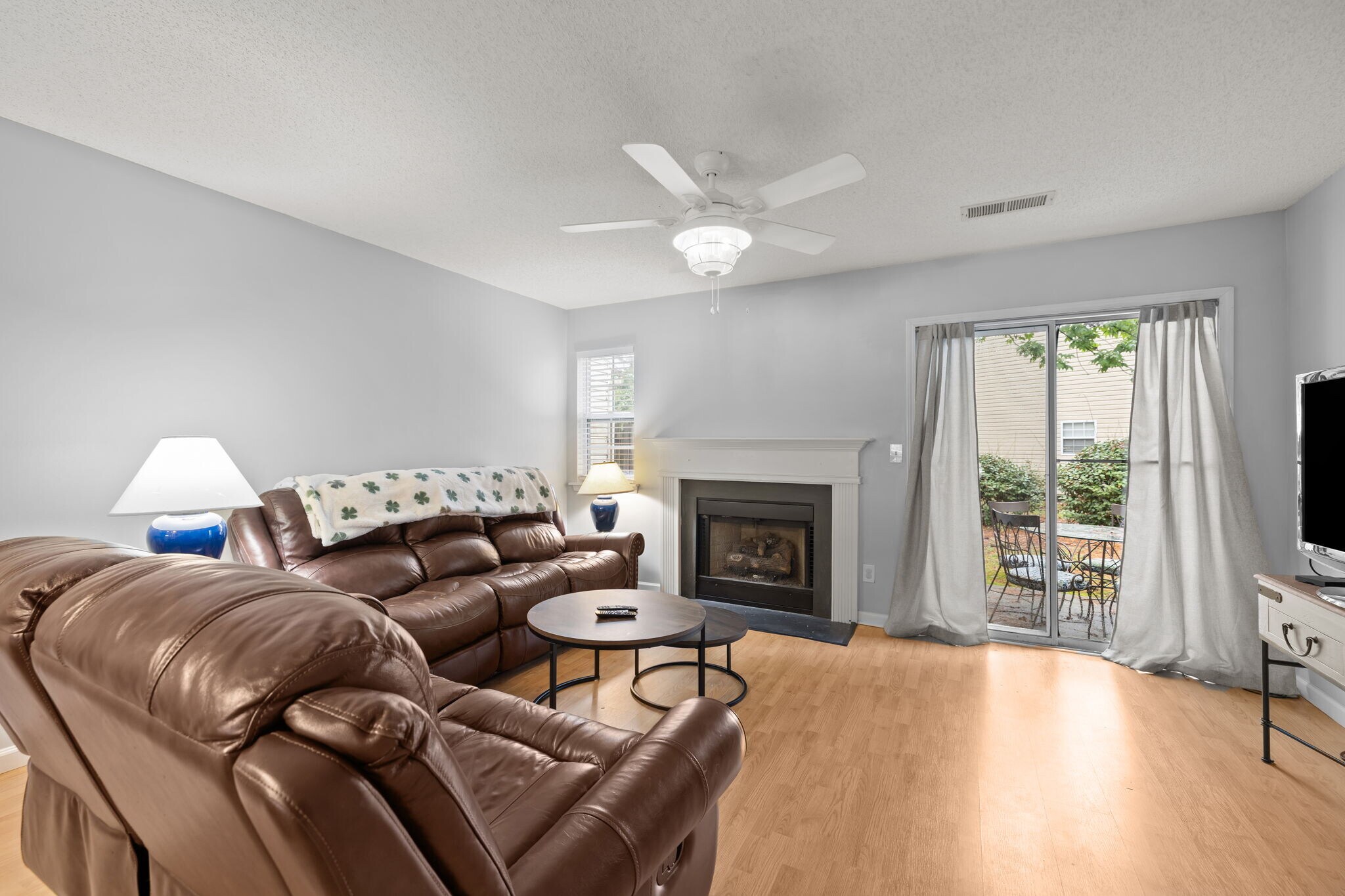 Building Photo - 2210 Cigar Ct