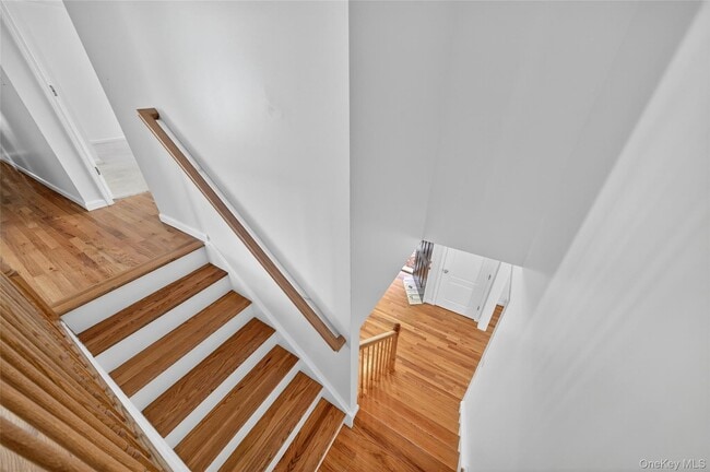 Building Photo - 1281 NY-208