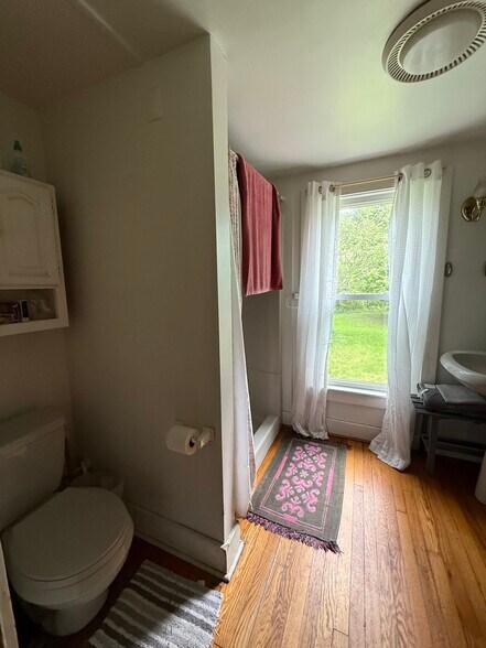 Building Photo - 2770 Slaterville Rd