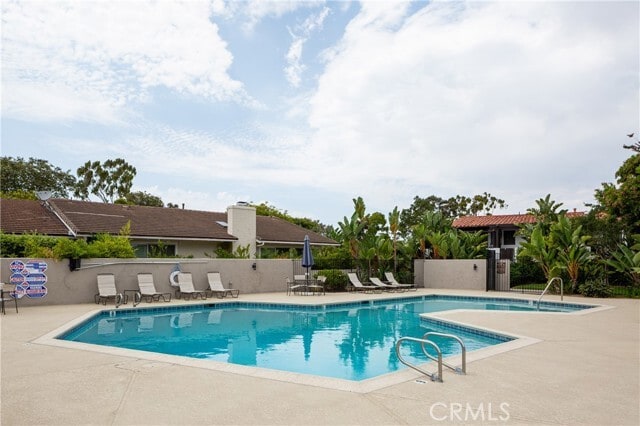 Building Photo - 520 Laver Way