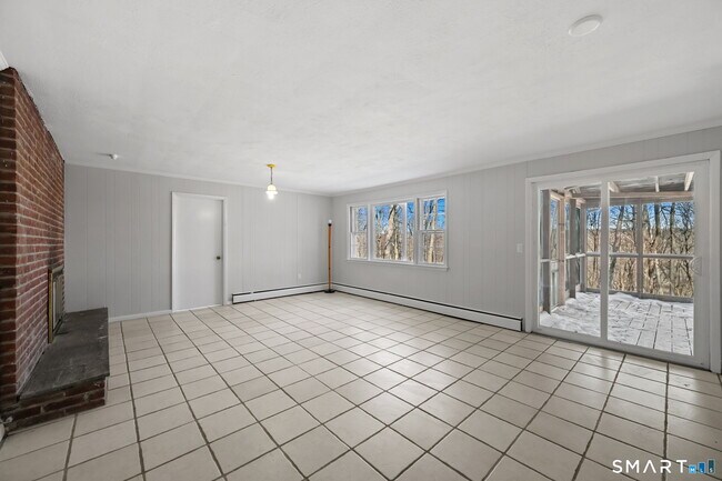 Building Photo - 75 Rivergate Dr