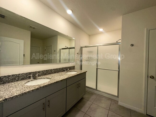 Building Photo - 1554 Oak Reserve Dr