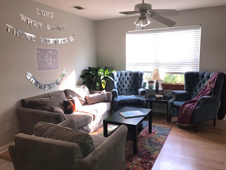 Sample Set up - 990 W Brevard St