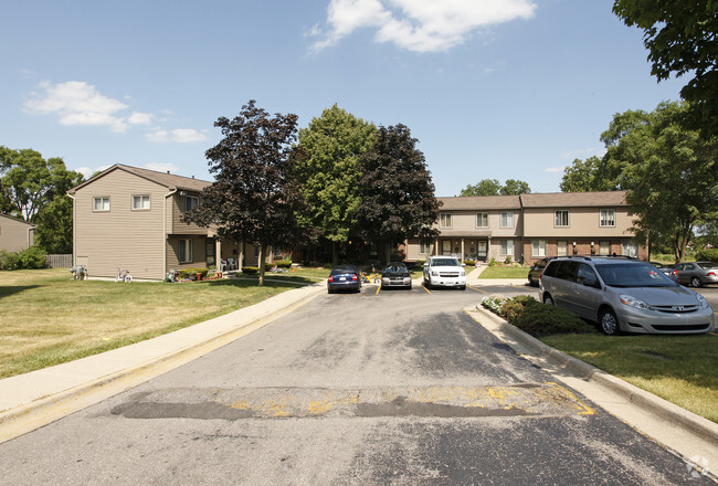 Primary Photo - Forest Hills Cooperative Townhouses