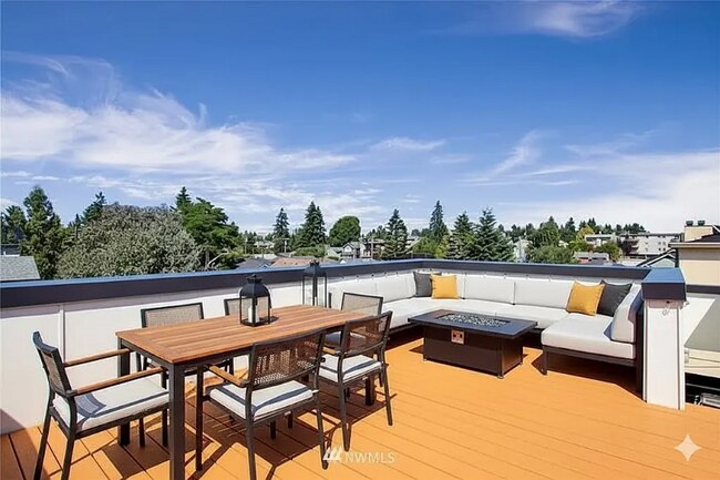 Building Photo - 8507 18th Ave NW