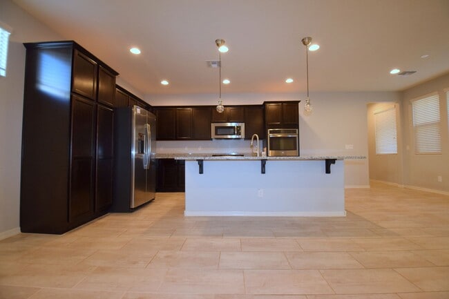 Building Photo - Beautiful Cooley Station Bungalow, 3 bed 2.5 bath with loft