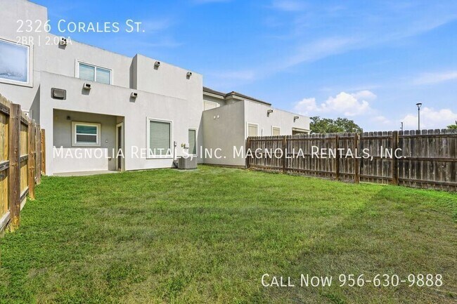 Building Photo - 2326 Corales St