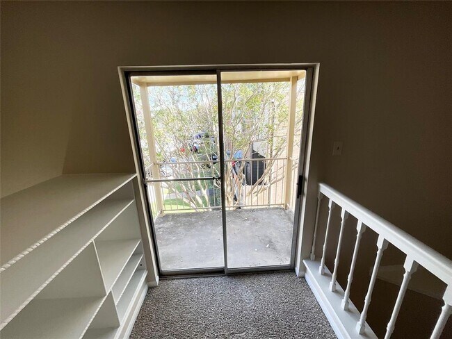 Building Photo - 1515 Sandy Springs Rd