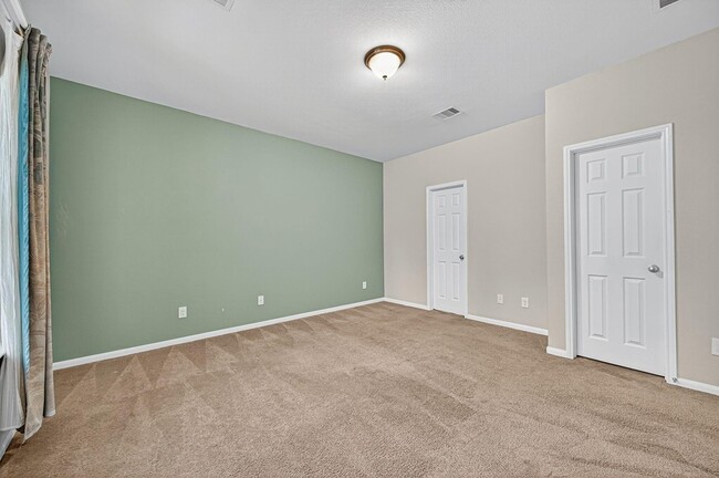 Building Photo - 14574 Empanada Dr