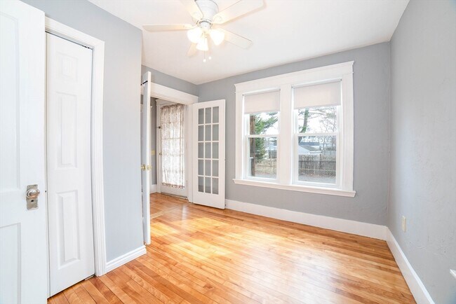 Building Photo - 8 Blackstone St