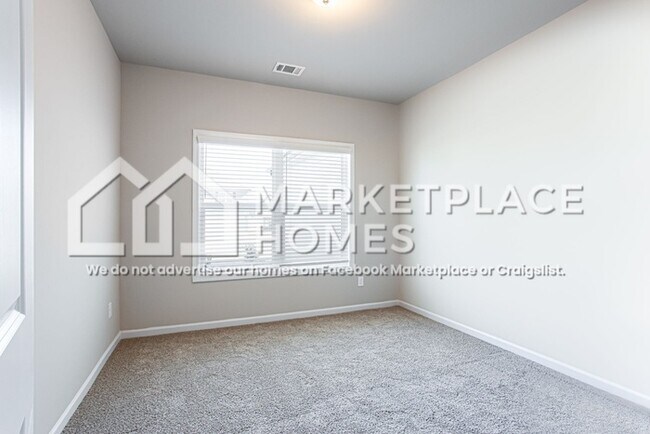 Building Photo - 234 W L Miller Dr