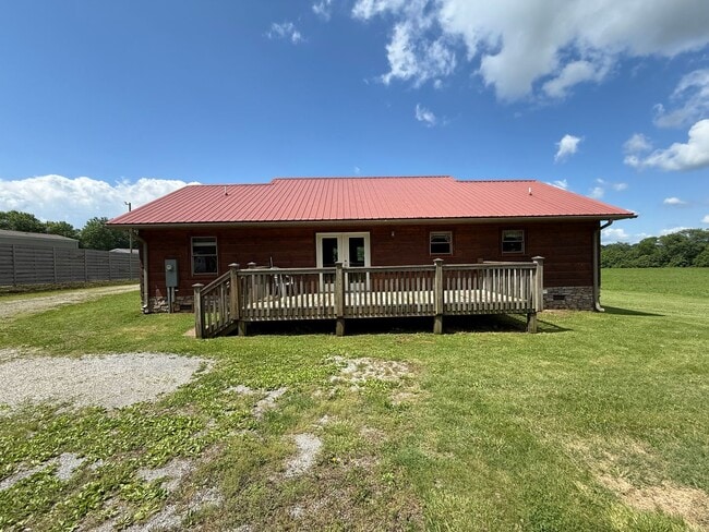 Building Photo - 1404 Maple Ln
