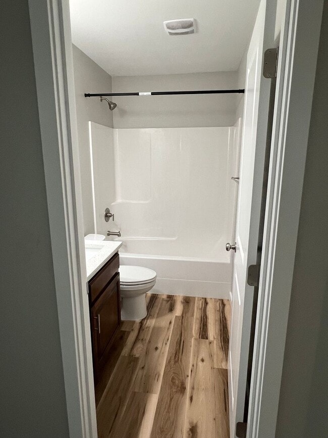 Building Photo - New Duplex fro Rent