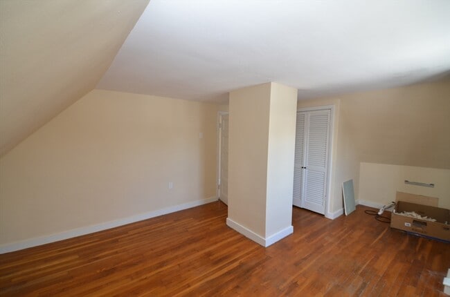 Building Photo - 39 Cleveland St