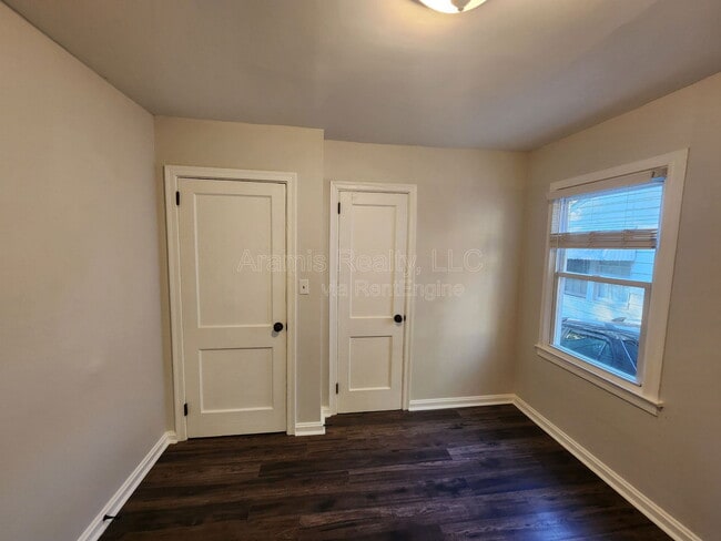 Building Photo - 2992 Palm Dr