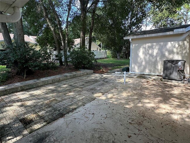 Building Photo - 8420 SW 92 St