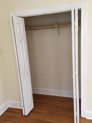 Building Photo - 3538 W Grace St