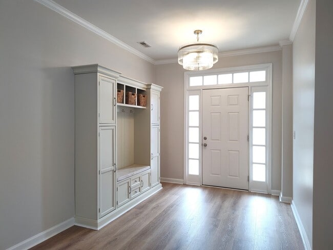 Building Photo - Stunning 2 Story, 4 Bedroom, 4.5 Bath Home Located in the Bridgemill Community in SC!