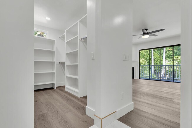 Building Photo - 26232 Glen Canyon Dr