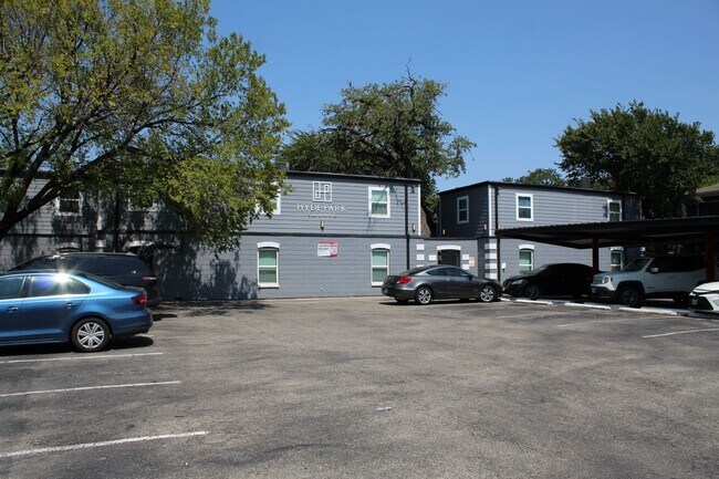 Building Photo - Spacious One-Bedroom at Hyde Park Square