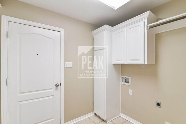 Building Photo - $2745! 3 Bedroom/ 2 Bathroom Home for Rent in KELLER ISD!