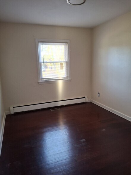 Building Photo - 4517 Delmar Dr