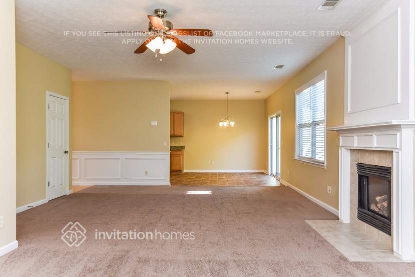 Building Photo - 3390 Cooper Woods Dr