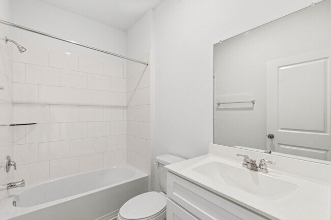 Building Photo - Move-In Ready New Build with Spacious Back...