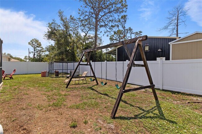 Building Photo - 3453 Ikola Ave