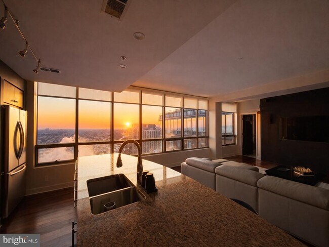 Building Photo - 675 President St