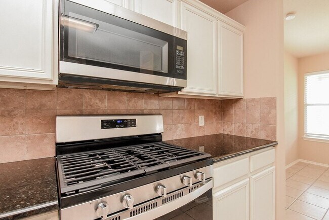 Building Photo - 9602 Siano Pines Dr