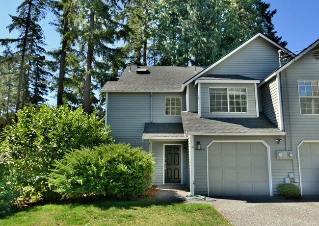 Building Photo - 3bd/1.5ba Edmonds Home