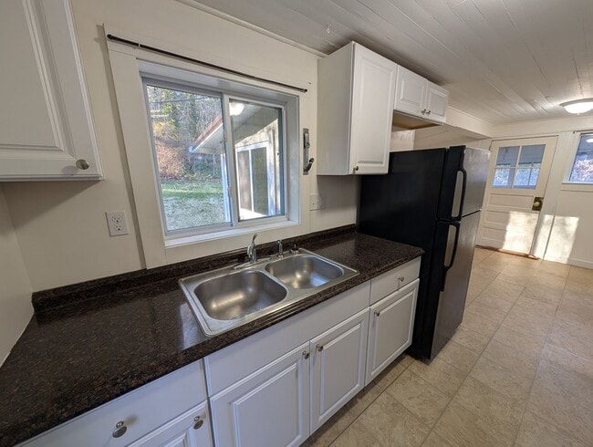 Building Photo - Chester Hill Cottage