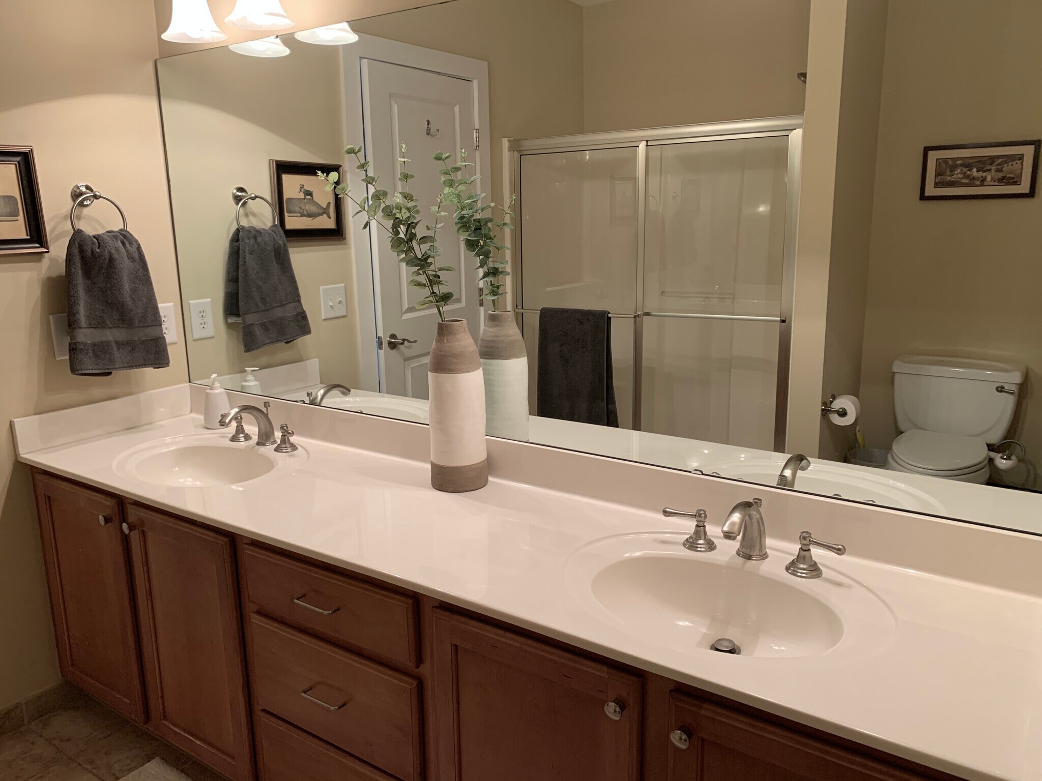 Building Photo - 444 S Blount St