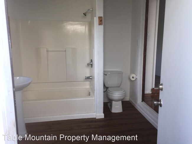 Building Photo - 4 br, 2 bath House - 3471 Stauss Ave