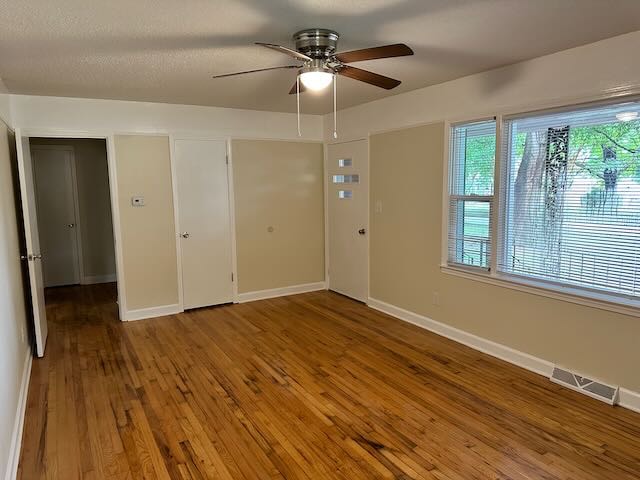 Building Photo - 211 W Horah St