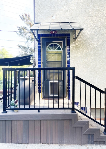 Side entrance - 1628 California St NE