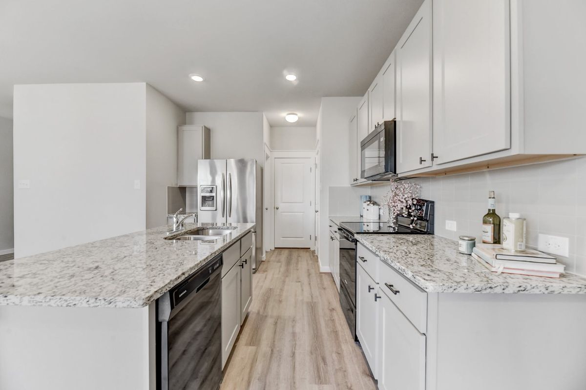Building Photo - 252 Fieldwood Dr