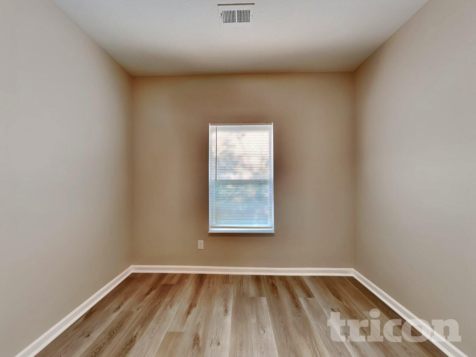 Building Photo - 1229 S Aberdeen Dr