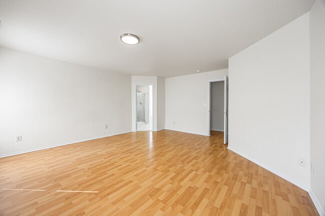 Building Photo - 4102 Rosefield Ct