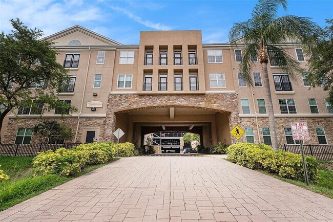 Primary Photo - 4221 W Spruce St