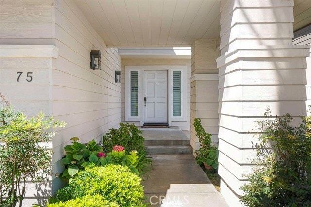 Building Photo - 75 Oakcliff Dr