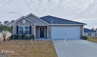 Building Photo - 107 Lord Effingham Wy