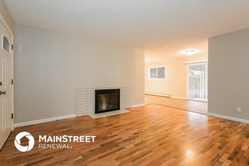 Building Photo - 1010 14th St NW